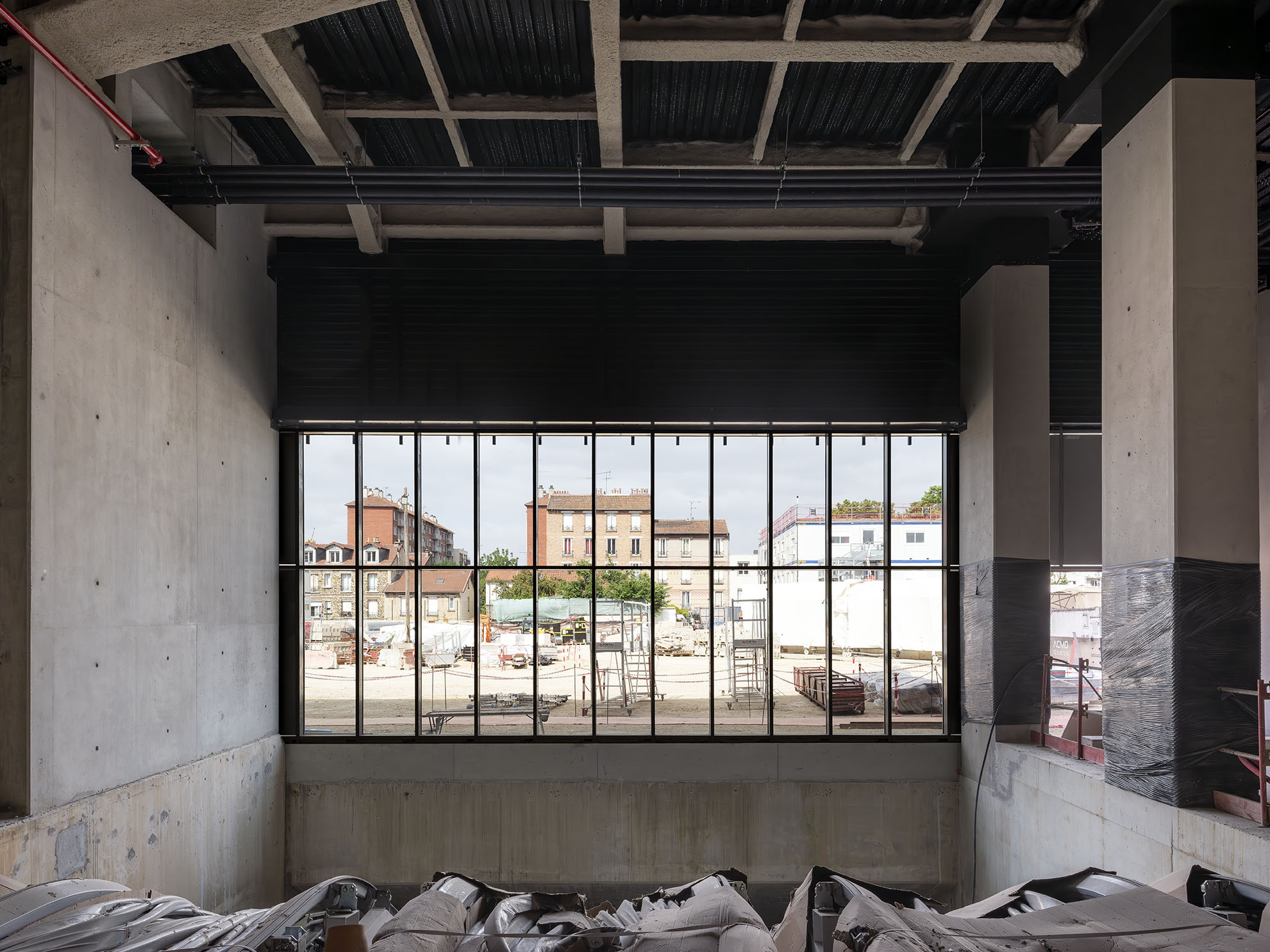 MARIN TROTTIN (GARE CHATILLON MONTROUGE) - PHOTO LUC BOEGLY